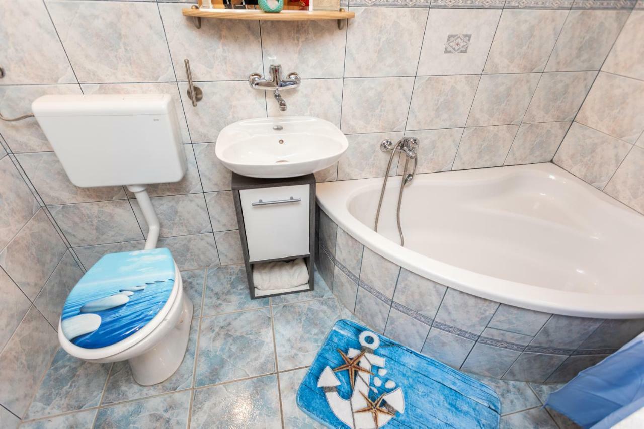 Apartman Verbenia Врбник Экстерьер фото
