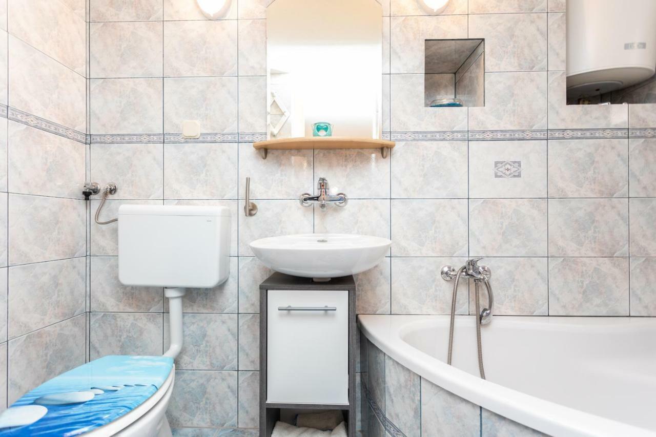 Apartman Verbenia Врбник Экстерьер фото