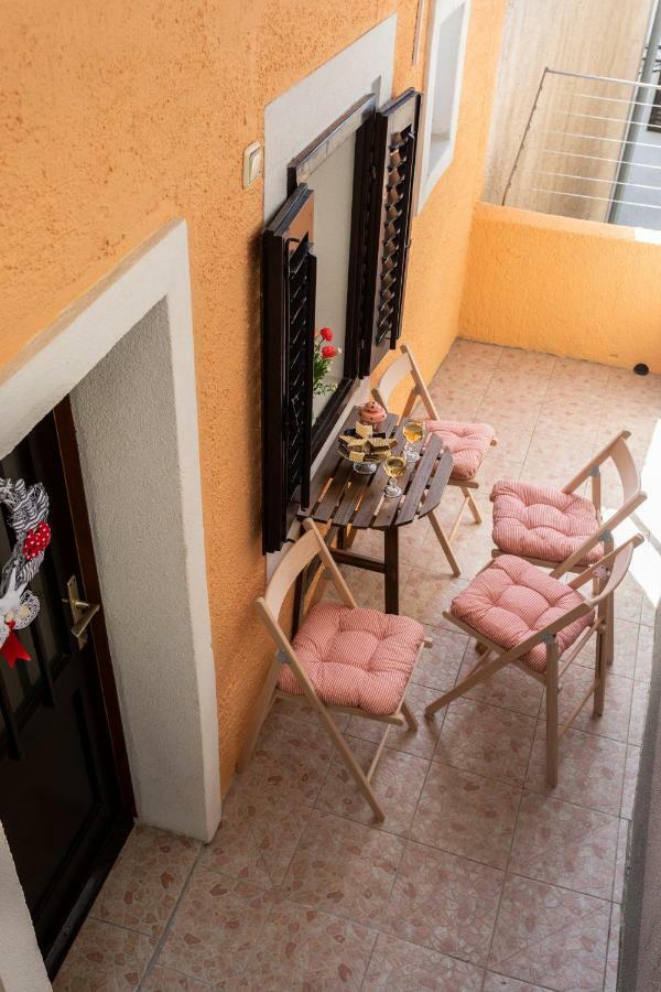 Apartman Verbenia Врбник Экстерьер фото